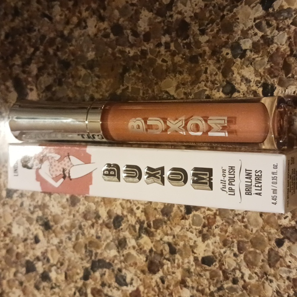 Buxom  Lindsey full on plumping lip polish New